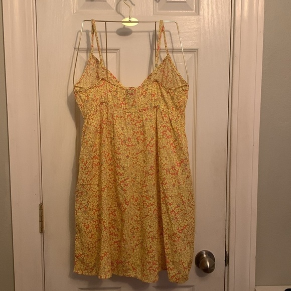 wild fable Yellow & Orange Floral Sun Dress Size M - Picture 3 of 9
